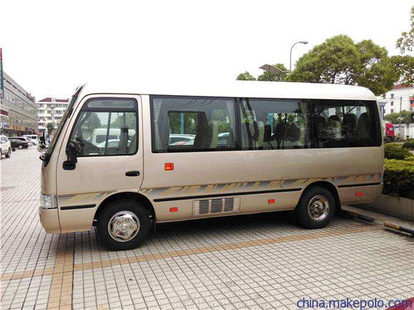 青海旅游包車(chē)中巴車(chē)考斯特價(jià)格